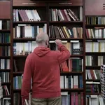 Επίδομα βιβλιοθήκης: Ποιοι δικαιούχοι εισπράττουν μέχρι 200 ευρώ