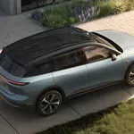 NIO & firefly: Που μπορείτε να τα δοκιμάσετε