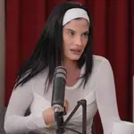 Χριστίνα Μπόμπα - Αποκάλυψη: «Θέλω να φτιάξω το στήθος μου»