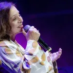 Χαρούλα Αλεξίου: Η ηλικία, οι γάμοι, ο καρκίνος και η υιοθεσία του γιου της