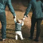 Επίδομα παιδιού: Ποιοι θα πάρουν αναδρομικά 6 δόσεις