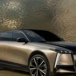 DS Ν°8: Η ναυαρχίδα στην Ελλάδα - Τιμές