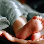 Νεκρό βρέφος: «Αν είναι αυτό που υποψιάζομαι θα τον βάλω στο χώμα»