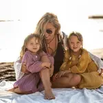 Nasvet obupani mamici: "Sočutna vzgoja ne pomeni popolnega otroštva, zavitega v vato"