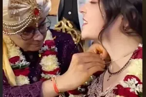 Ko se je poročila v Indiji, se ji ni sanjalo, kaj jo čaka: "Moja pot je bila posuta s cvetovi, potem pa me je čakalo to"