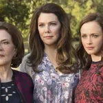 To so leta, ko se začnemo "spreminjati" v svojo mamo