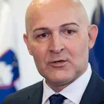 Rončević: Devetletke ne bo več, gremo na sodobno osemletko