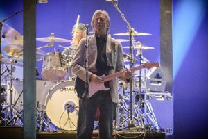 Kitaro Erica Claptona na dražbi prodali za več kot milijon dolarjev
