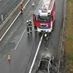 Zagorelo vozilo na vipavski hitri cesti