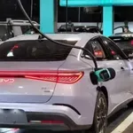BYD preizkuša megavatno polnjenje: električne polnilnice kot bencinske črpalke