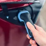 Bo omrežje zdržalo, ko bomo električni avtomobil vsi priklopili ob 18. uri?