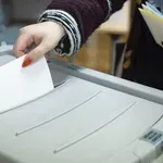 K izidom štirih referendumov bodo prišteli še glasove iz tujine