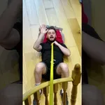 V usta je dobil hrenovko