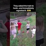 Otroci so želeli, da bi vlak potrobil, ampak so takoj obžalovali