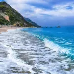 Koliko je lepa, toliko je i opasna! O čemu treba da vodite računa na jednoj od najlepših grčkih plaža
