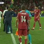 VIDEO / Žestoke scene u Portu: Mlada zvijezda Portugala dobila crveni pa krenula na suca!