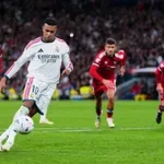 VIDEO / Real uvjerljivom pobjedom najavio El Clasico, Mbappe se ‘narugao’ vrataru panenkom