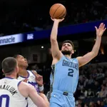 Ubacio je 45 poena na otvaranju NBA sezone. Malo tko zna kroz što je sve prošao