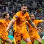 ‘Nesuđeni nizozemski junak iz Katara odlazi iz Ajaxa, seli u rivala