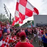 Navijači Hrvatske napadnuti u Crnoj Gori!