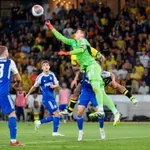 Dominik Livaković i službeno se vratio u Dinamo!