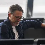 Logistička noćna mora Nike Kovača, s igračima zapeo dva sata na pisti u Engleskoj