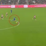 VIDEO / Nevjerojatan gol s centra u Premier ligi, a onda je uslijedio preokret za pamćenje