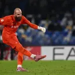 Napoli jedva svladao klub hrvatskog veznjaka u Kupu: Srpski golman zabio i obranio penal te postao heroj