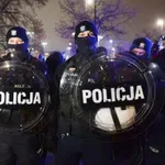 Kaos u Poljskoj: Zaustavljen bus sa navijačima, tri osobe završile u bolnici