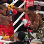 Anthony Joshua nokautirao Jakea Paula