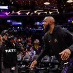 VIDEO / Uvjerljiv poraz Lakersa, Pistonsi pokvarili 41. rođendan LeBrona Jamesa