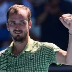 Medvedev se izvukao iz ponora i nakon gotovo četiri sata slomio neugodnog Mađara