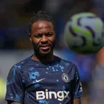 Sterling raskinuo ugovor s Chelseajem, nije trenirao s momčadi od 2024.
