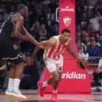 VIDEO / Crvena zvezda slavila protiv hrvatskog trenera, Vildoza zabio tricu za pobjedu Virtusa