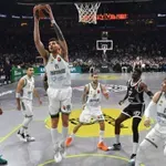 VIDEO / Partizan u utakmici sezone svladao Panathinaikos, Bayern produbio krizu Monaca
