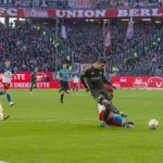 VIDEO / Nevjerojatna sekvenca u Hamburgu: Srbin promašio prazna vrata pa je HSV odmah zabio ‘iz kontre’