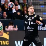 Dominik Kuzmanović potpisao za prvaka Europe!