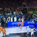 VIDEO / Luda završnica u Valenciji: Hezonja zabio tricu za pobjedu i odveo Real u finale Kupa kralja