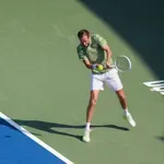 Pratite na SK: U prvom kolu Dubaija ispali Shapovalov i Tsitsipas, uvjerljivi Medvjedev