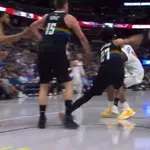 VIDEO / Šok za Denver: Jokićev najbolji suigrač nagazio na njegovu nogu i doživio neugodnu ozljedu!