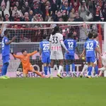 VIDEO / Matanović bez učinka u napetom remiju Freiburga, Bayer i dalje u igri za Ligu prvaka