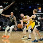 VIDEO / 13. uzastopni poraz za Indianu: Solidan učinak Zupca, Giannis vodio Buckse do pobjede