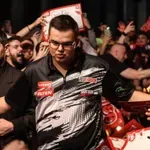 Nizozemski pikadist zbog bubrežnog kamenca otkazao nastup u Premier ligi