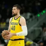 Zubac priznao koliko mu je bilo teško: Sreo sam trenera i suigrače, puno ljudi je plakalo