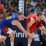 VIDEO / Jokić blizu novog triple-doublea, Detroit prvi na Istoku do doigravanja