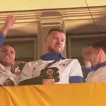 VIDEO / Džeko s ramenom u zavoju raspametio navijače: ‘Kažu pokeraš? Al’ što ih izblefa pokeraš!’