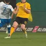 VIDEO / Brekalo isključen zbog pogibeljnog starta, Hertha pobijedila s desetoricom