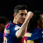 VIDEO / Lewandowski ramenom (!) prelomio derbi u Madridu, Barca sve bliža naslovu
