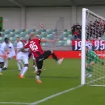 VIDEO / Ilija Sivonjić dobio je opaku konkurenciju, pogledajte nemogući promašaj u slovenskoj ligi