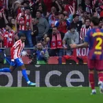 Barcelona slavila u Madridu, ali dalje ide Atletico!